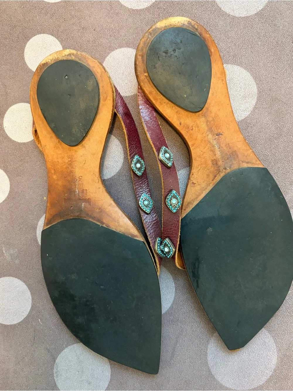 cydwoq sandals toe bead